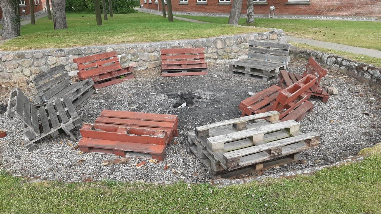 Vaerelser Pa Samso Efterskole Langemark Exteriör bild